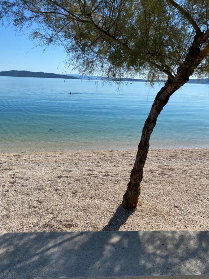 Sunny Apartment By The Beach Kaštel Štafilić 외부 사진