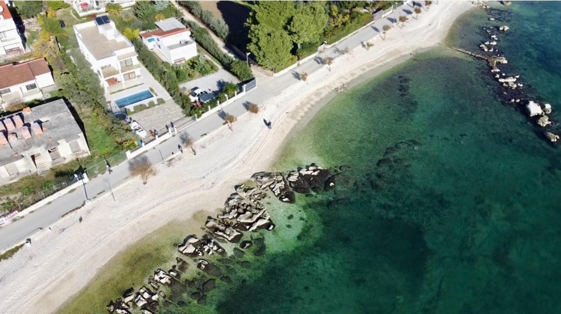 Sunny Apartment By The Beach Kaštel Štafilić 외부 사진