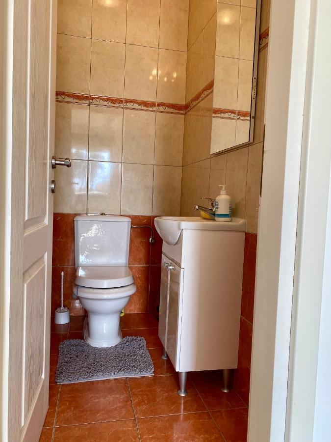 Sunny Apartment By The Beach Kaštel Štafilić 외부 사진