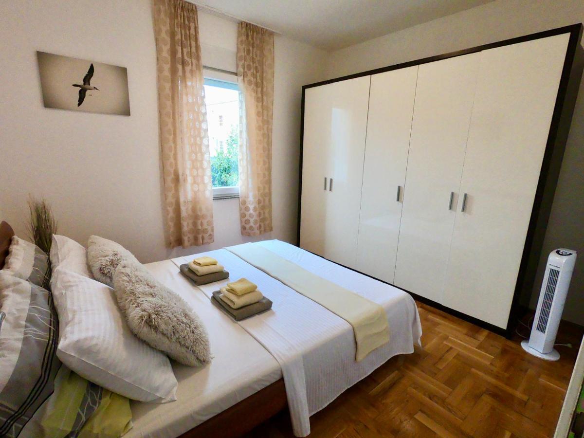 Sunny Apartment By The Beach Kaštel Štafilić 외부 사진
